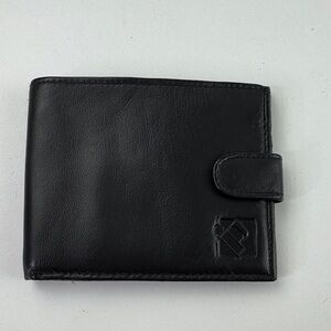 Men's Classic Black Leather Wallet